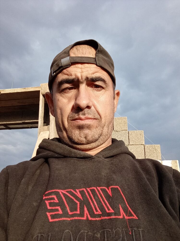  38870298  , 40 ,    