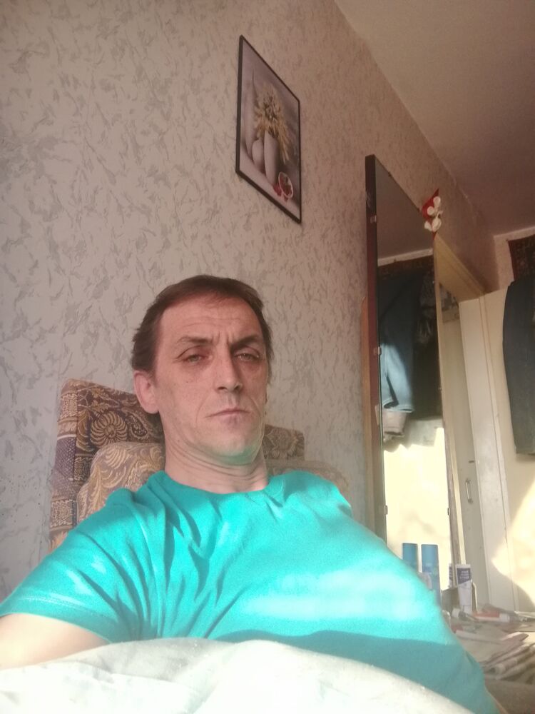 24691058  , 51 ,    