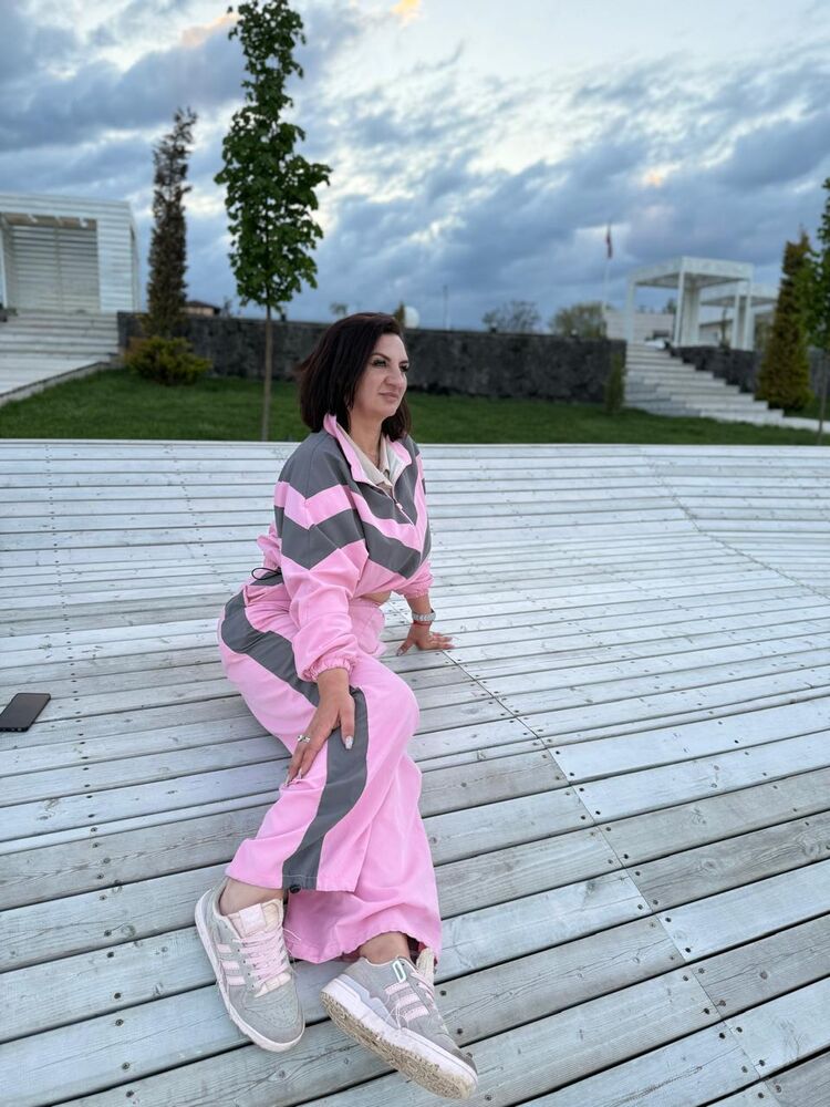  51455838  Diana, 41 ,    