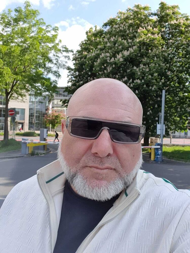  53387968  Ed, 45 ,    Arnsberg