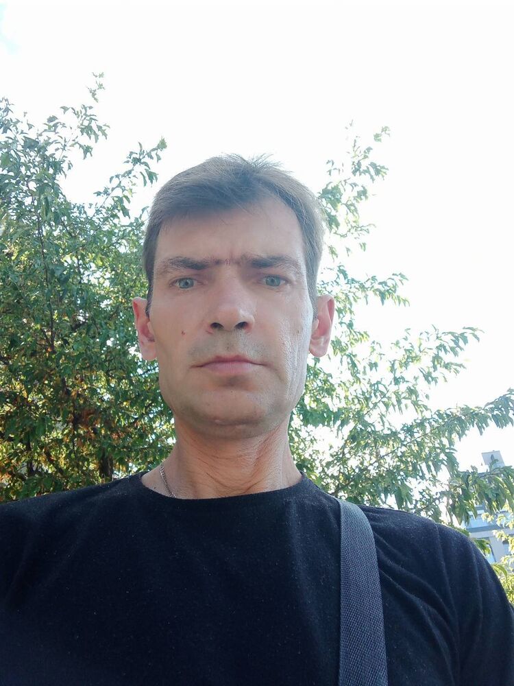  43851068  , 49 ,     