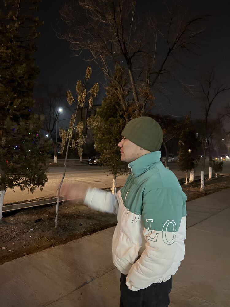 ���� 55945008 ����� DIOR, 23 ����, ���� ���������� � �����-����������