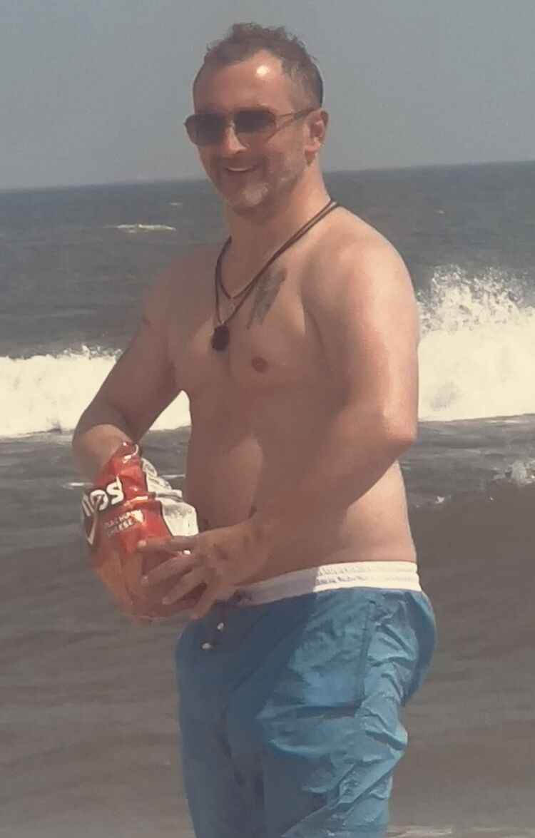  51407088  LB, 45 ,    New York City