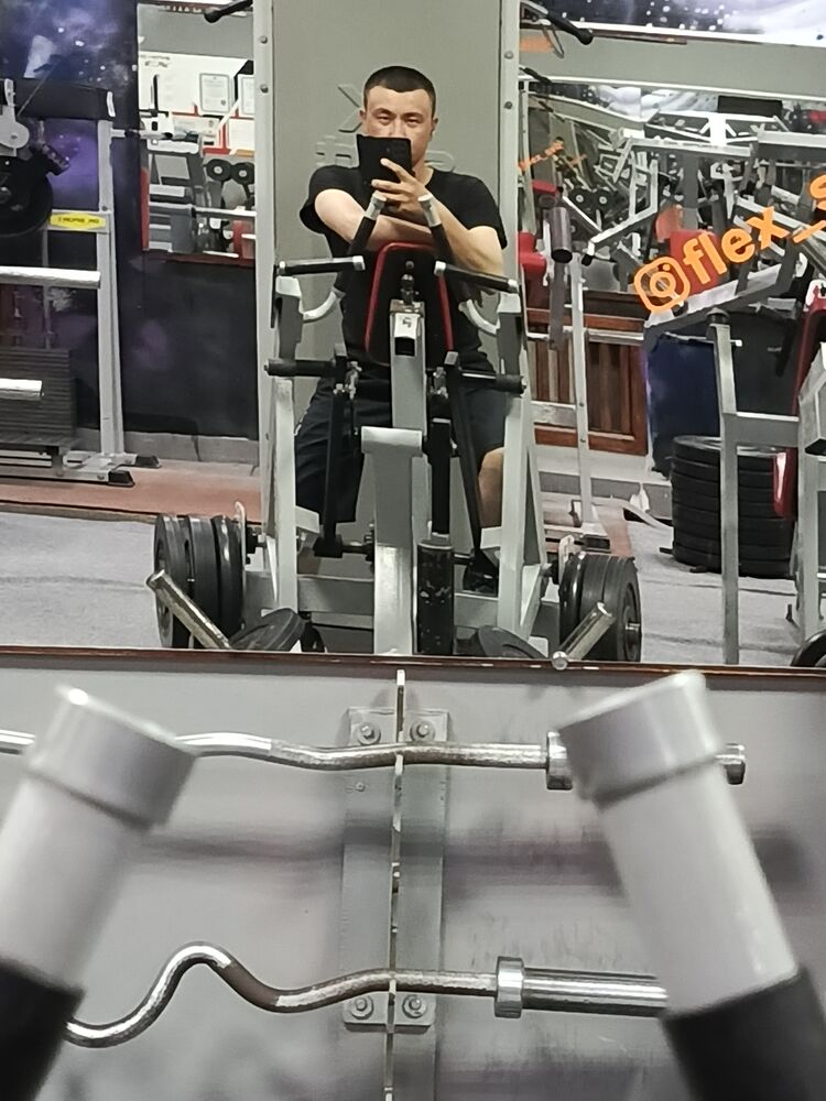  46738078  , 32 ,    