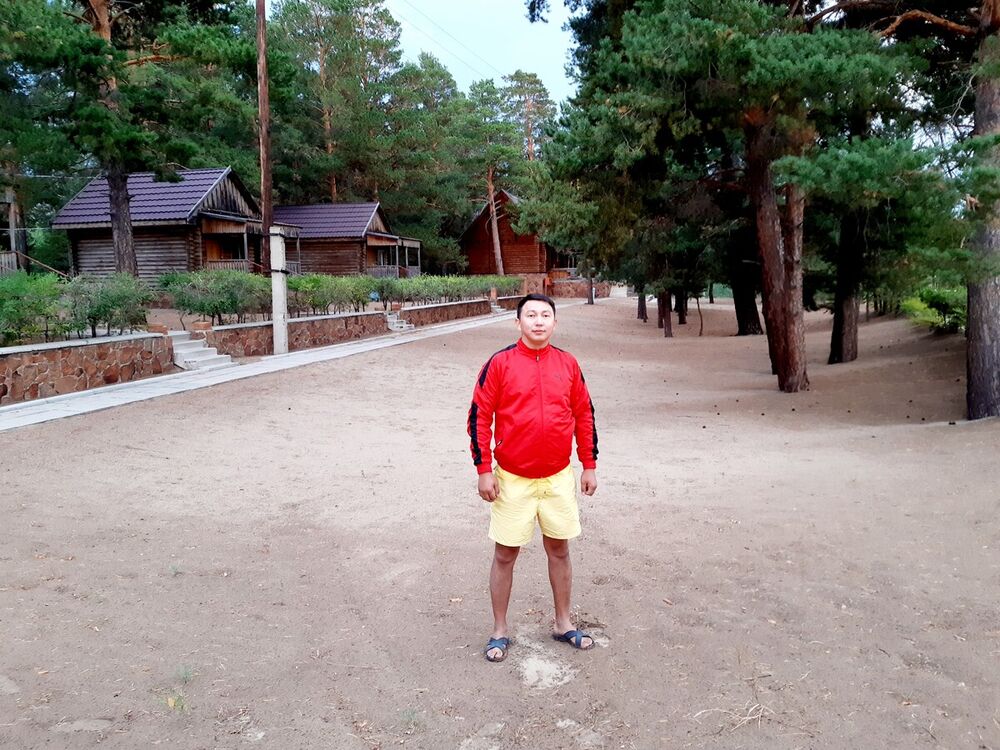  21712598  Zhan, 34 ,    