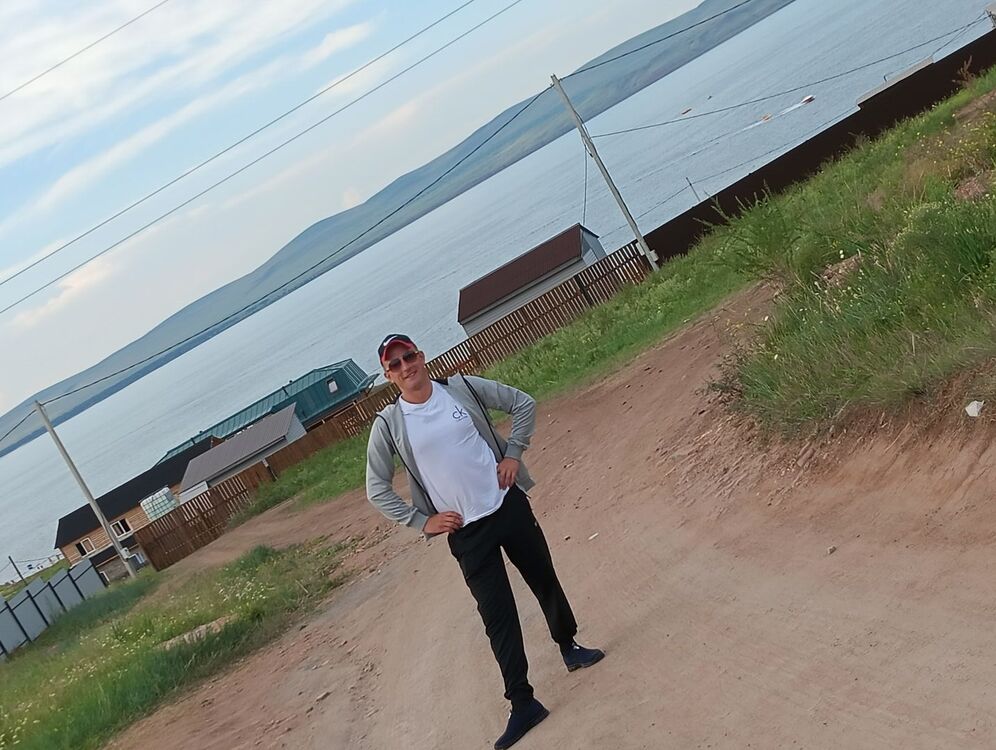  45147208  Anatolij, 32 ,    