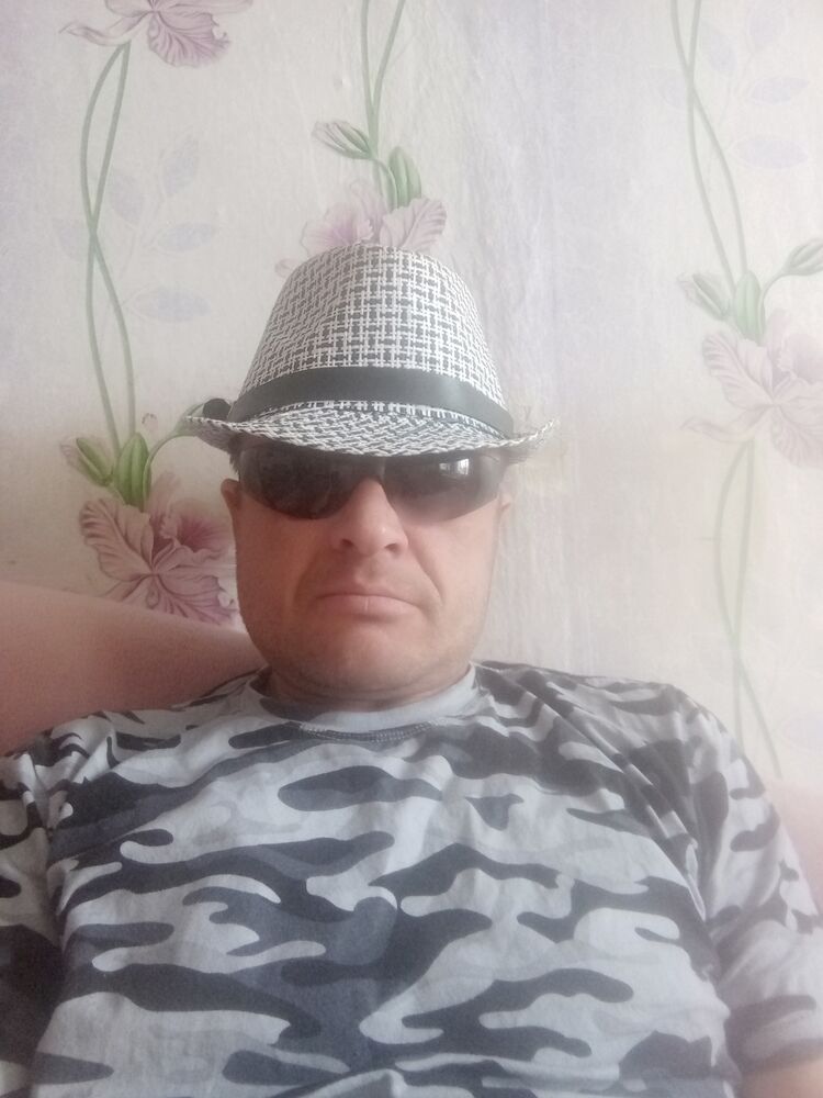  33983558  , 42 ,    