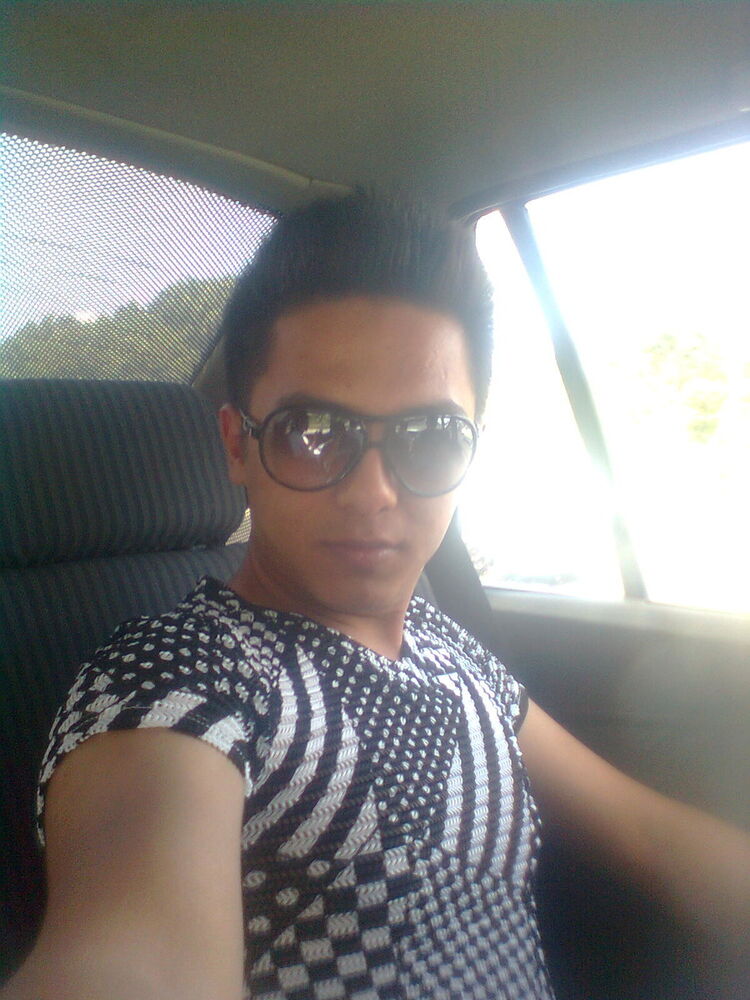  ,   Bexruz, 35 ,     , c , 