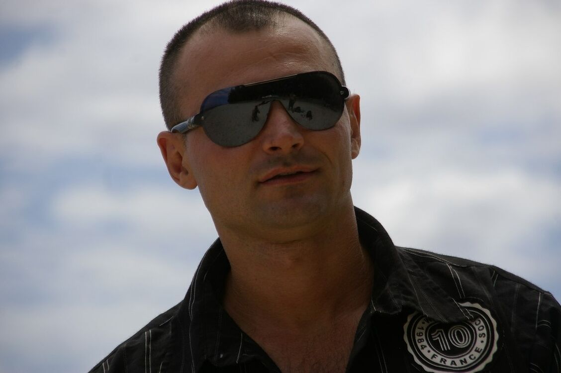 ���������� Palais-Bourbon, ���� ������� Artyom, 50 ���, ������������ 