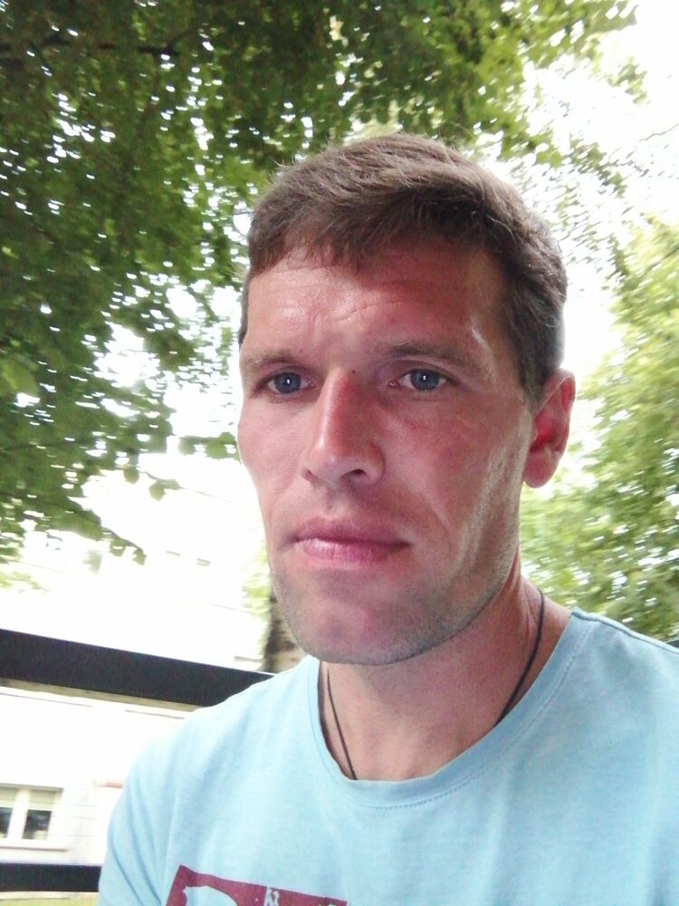  27840418  DenVladich, 43 ,    