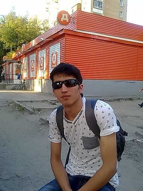  ,   Abdurozjkj, 32 ,   ,   , c 