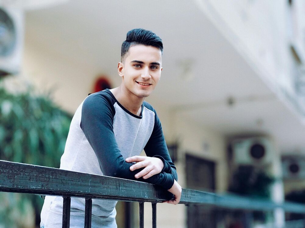  53934138  Andrii, 28 ,    