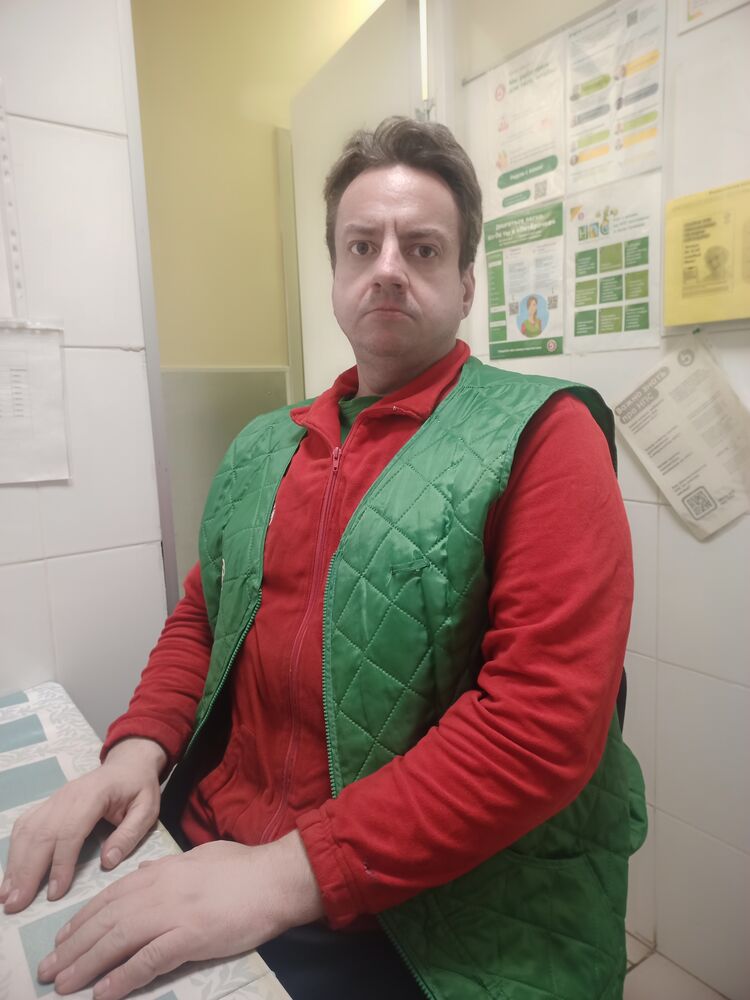  49407918  , 41 ,    -