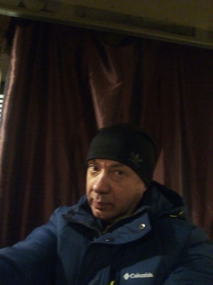  15569158  , 47 ,    