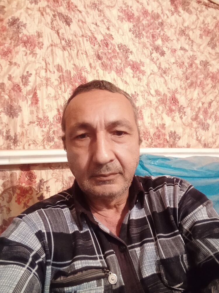  40685618   , 62 ,    