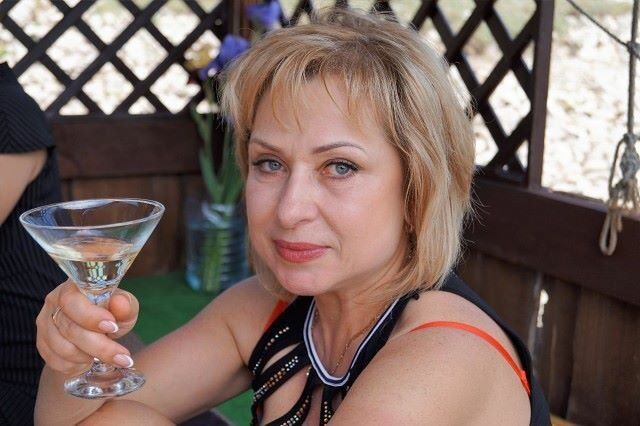 Женщины симферополя ищут. Взрослые женщины Крым. Незамужние женщины Крым. Женщины за 40 в Крыму.