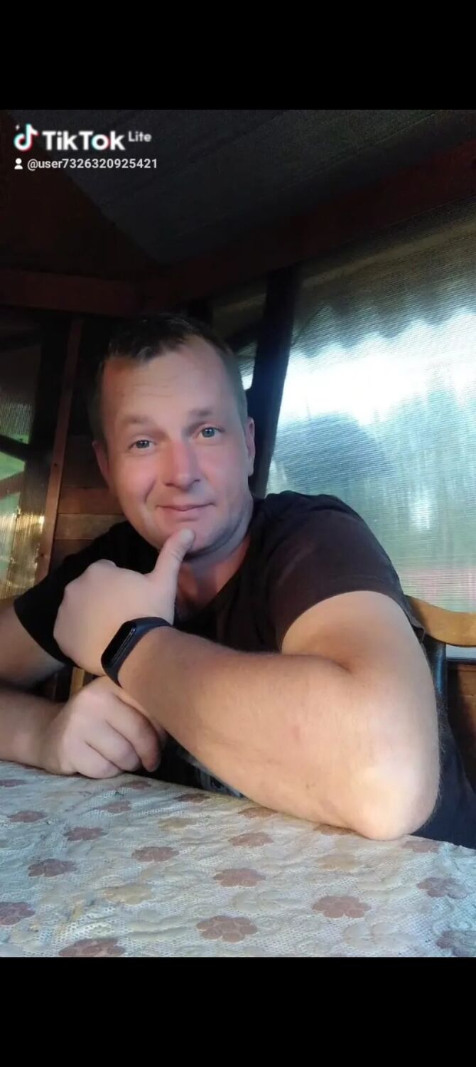  48038888  Sergey, 38 ,    