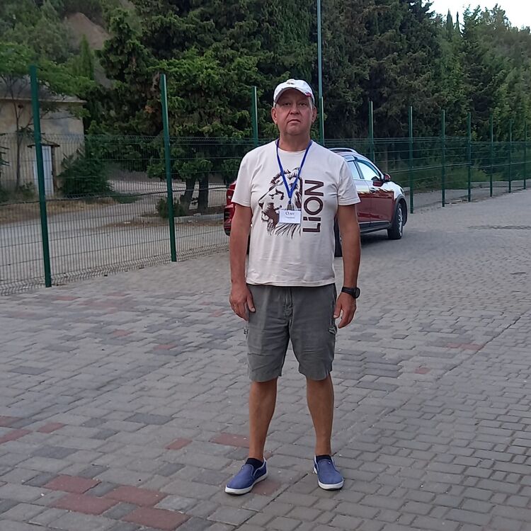  44953588  Oleg, 57 ,    