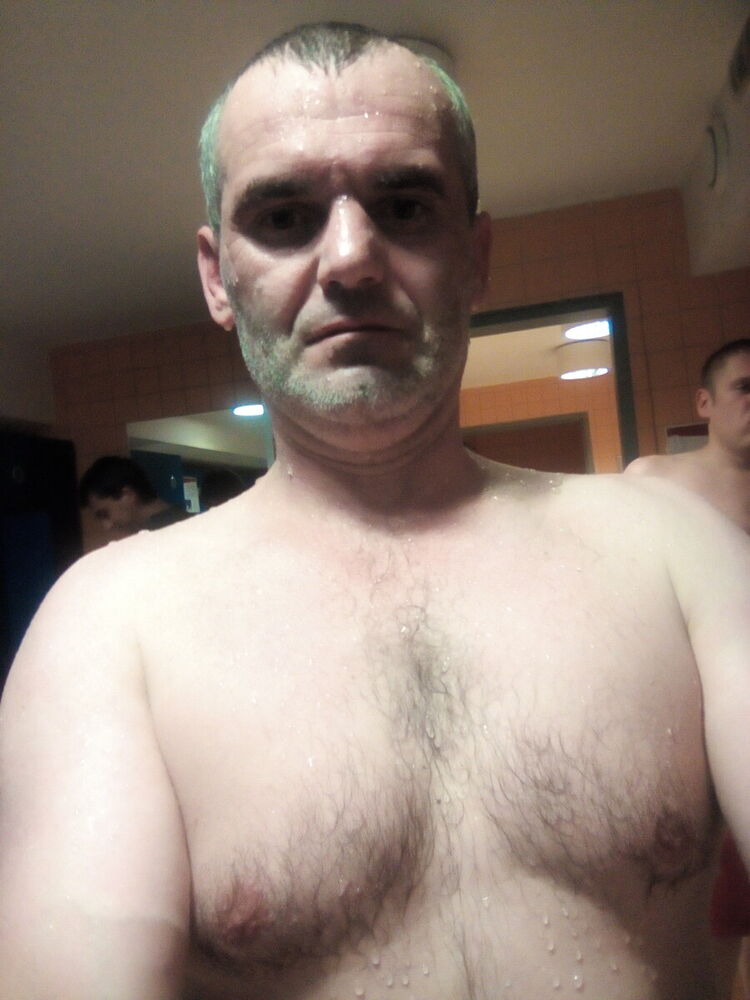  22383808  Mikhailo, 47 ,    Praha