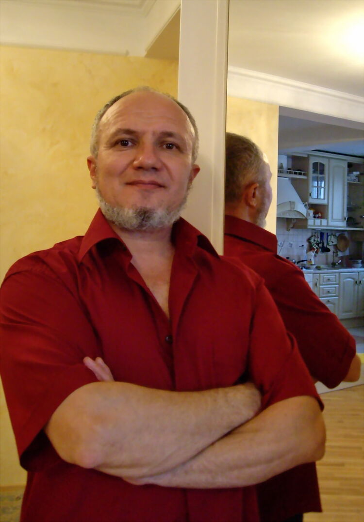  33850638  Vikont, 59 ,    