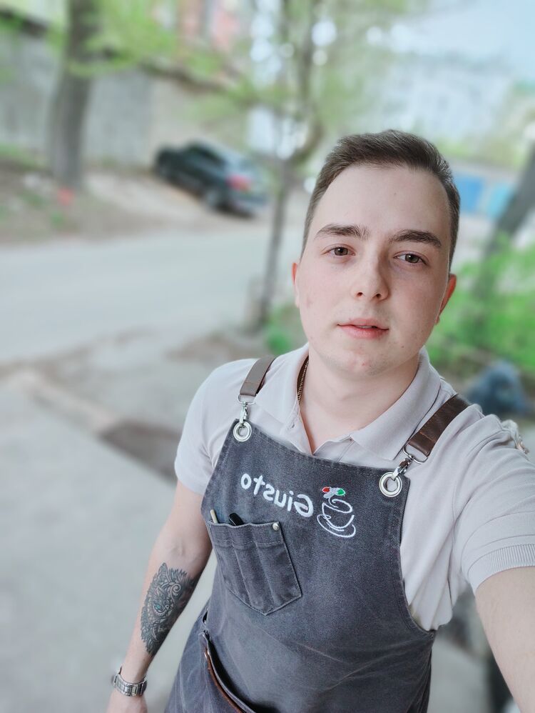  28041218  , 23 ,    