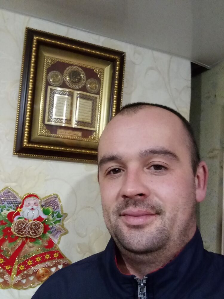  40503768  , 34 ,    