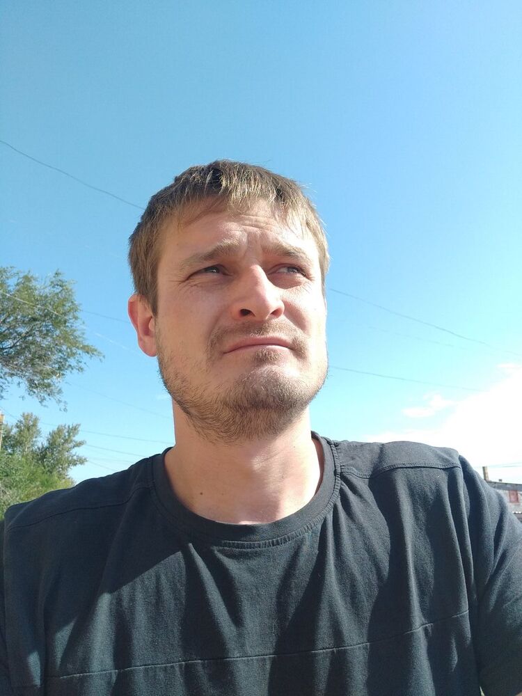  25265578  Alex, 39 ,    