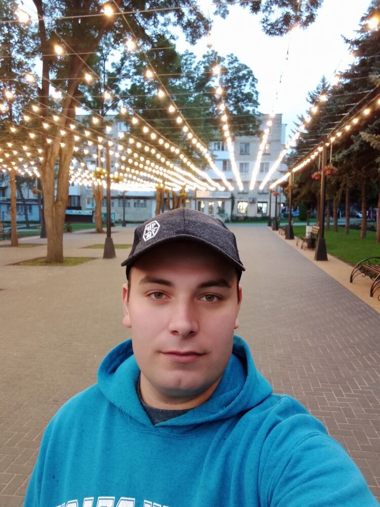  ,   Vadim, 32 ,   c 