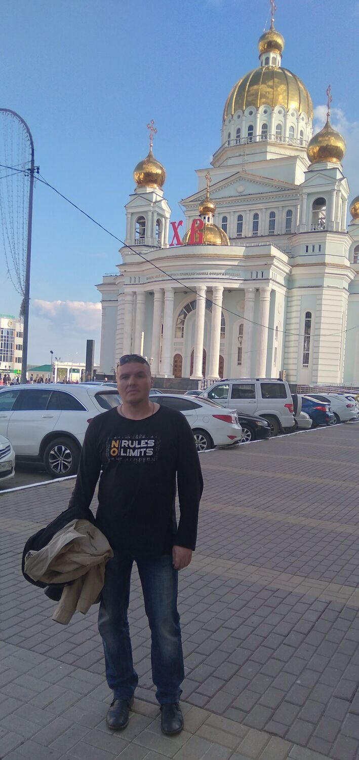  ,   Pavel, 37 ,   ,   