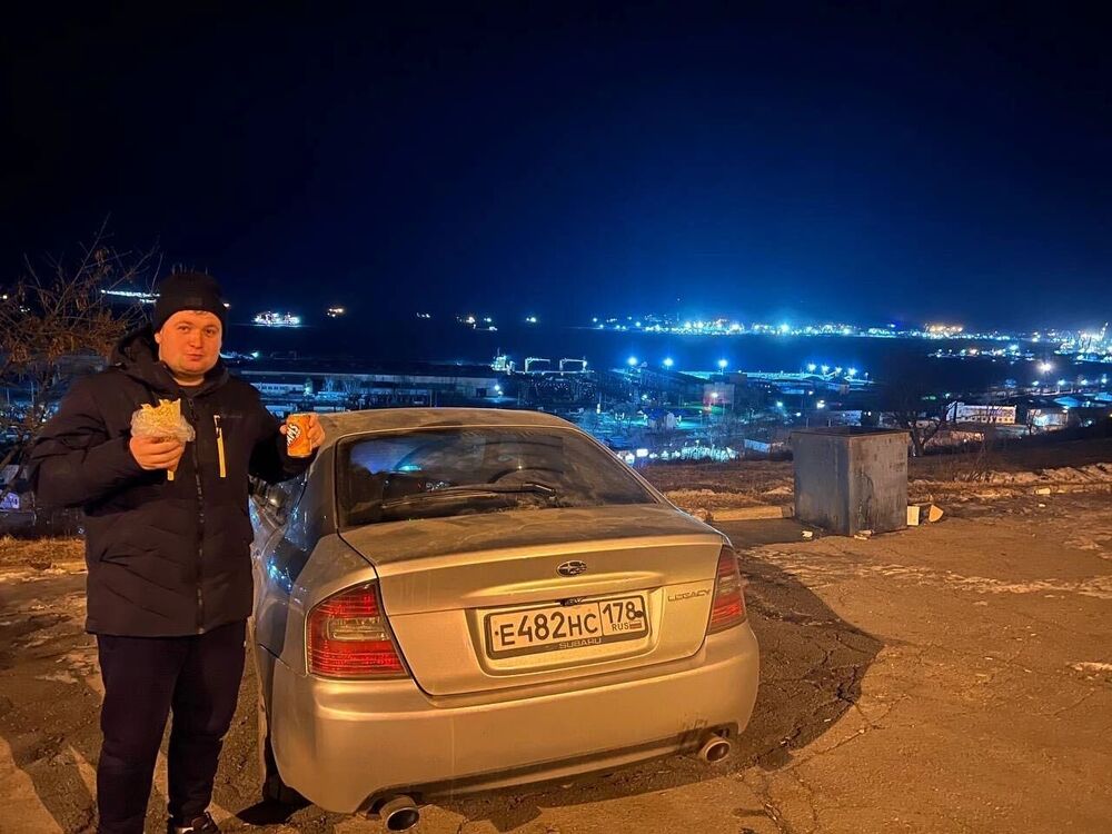  33482878  , 27 ,    