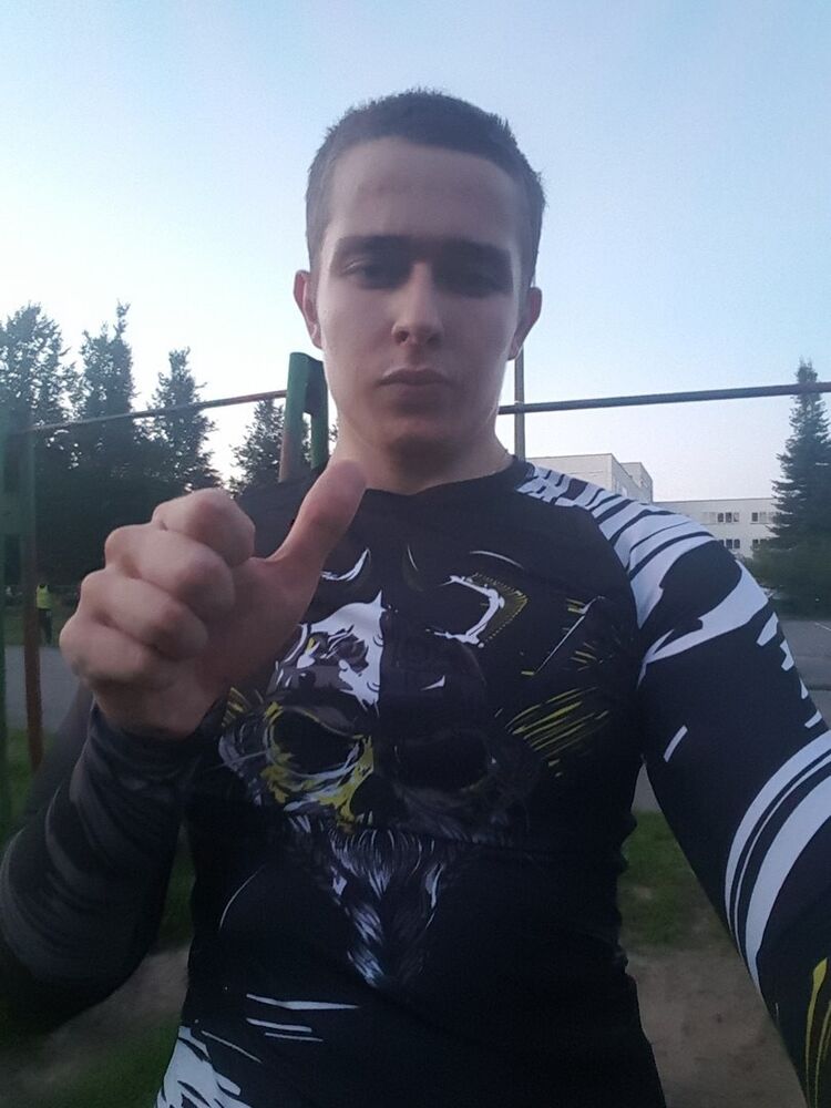  8804498  Sergio, 34 ,    -