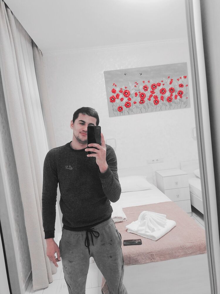  ,   Anas, 25 ,   ,   