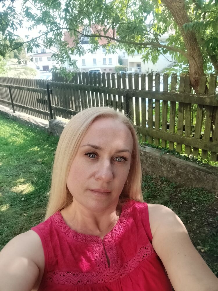  53959788  Valentyna, 45 ,    Kassel