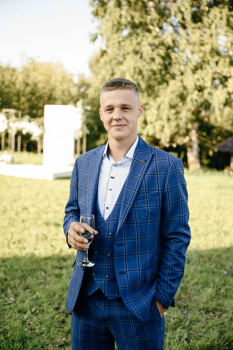 ���� 46381188 ����� ������, 23 ����, ���� ���������� � �����������