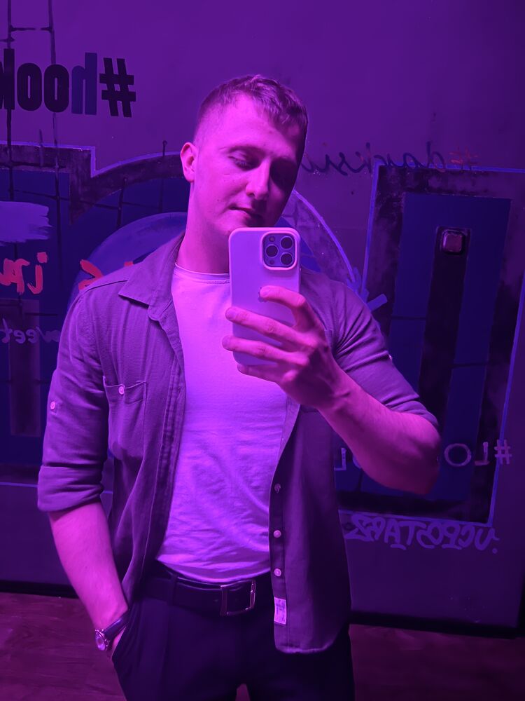  41239028  , 29 ,    