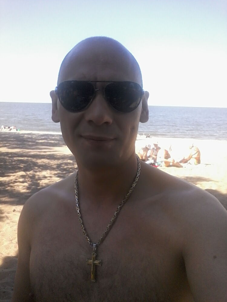  12181468  , 40 ,     
