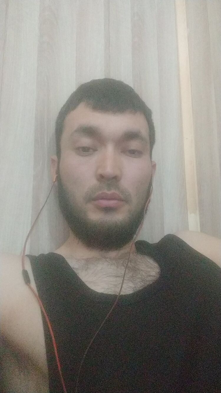  43369388  Umurzakov, 34 ,    