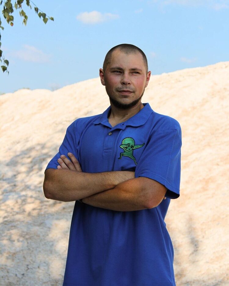  44217528  Oleksii, 31 ,    