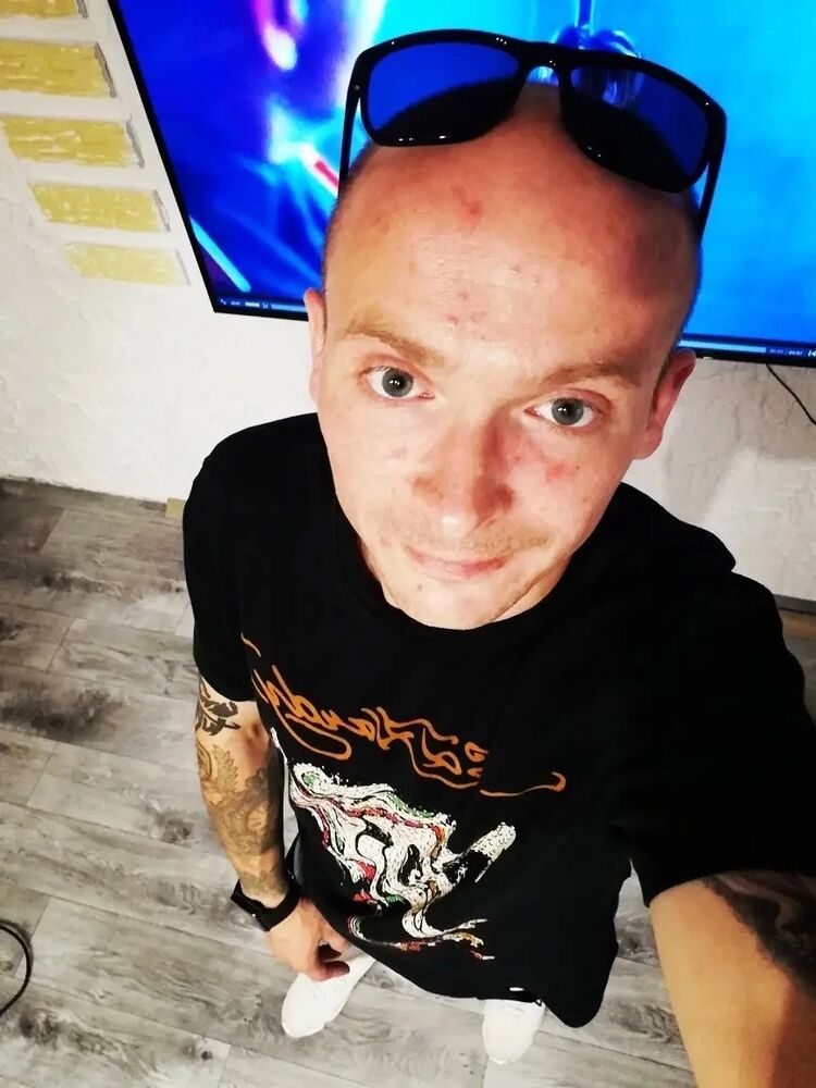  37567078  , 38 ,    