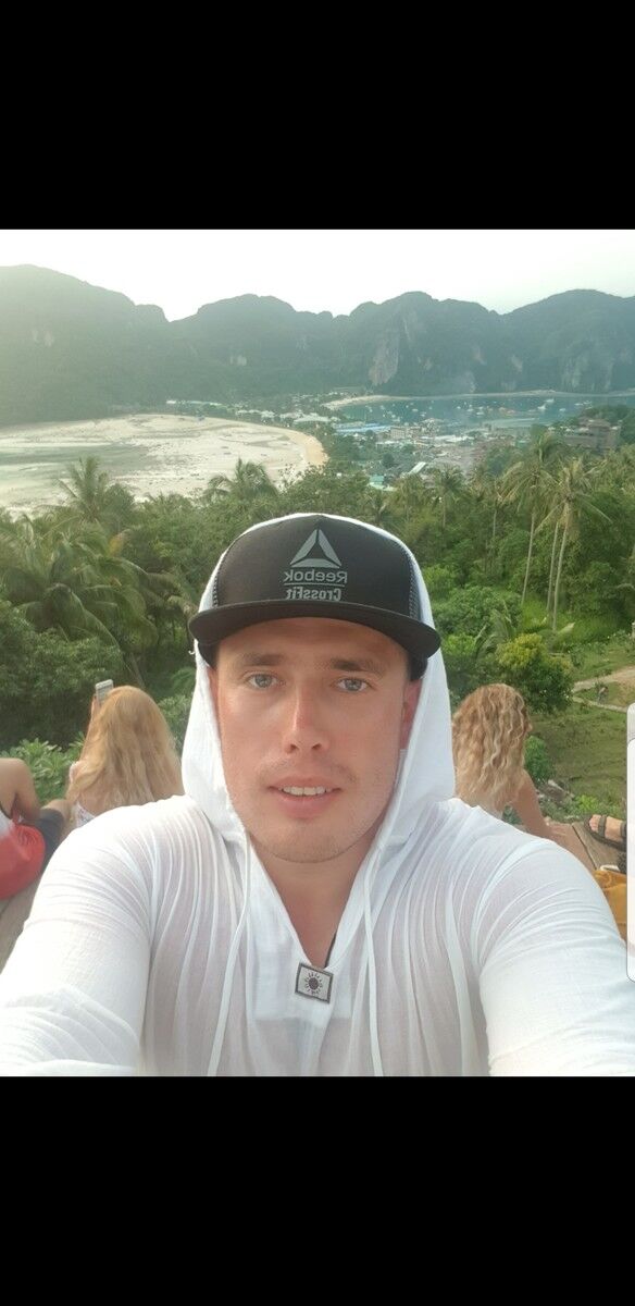  ,   Slava, 39 ,   ,   , c 