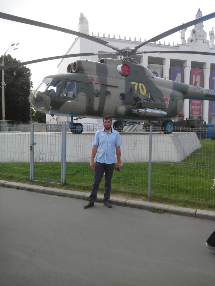  23569978  , 35 ,    -