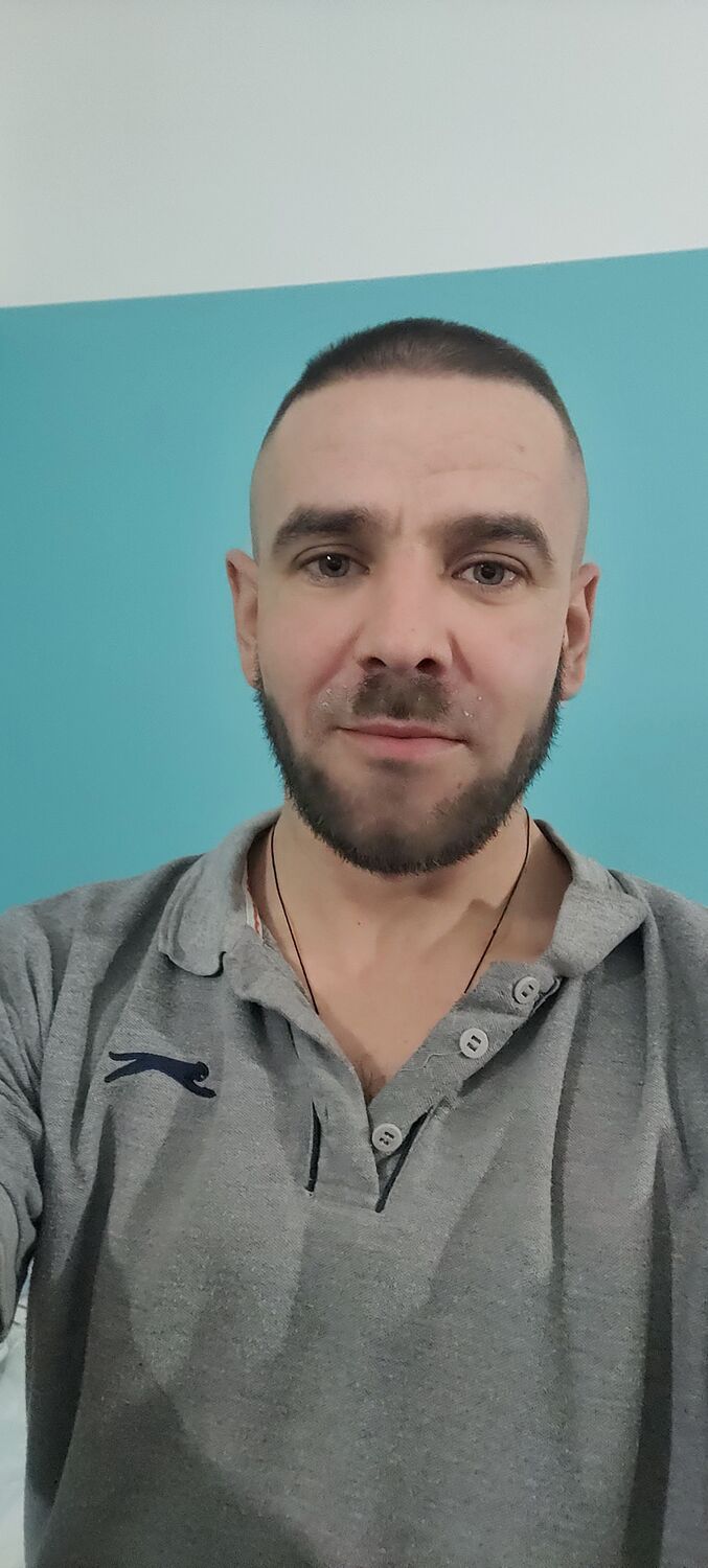  ,   Dron, 38 ,   ,   , 