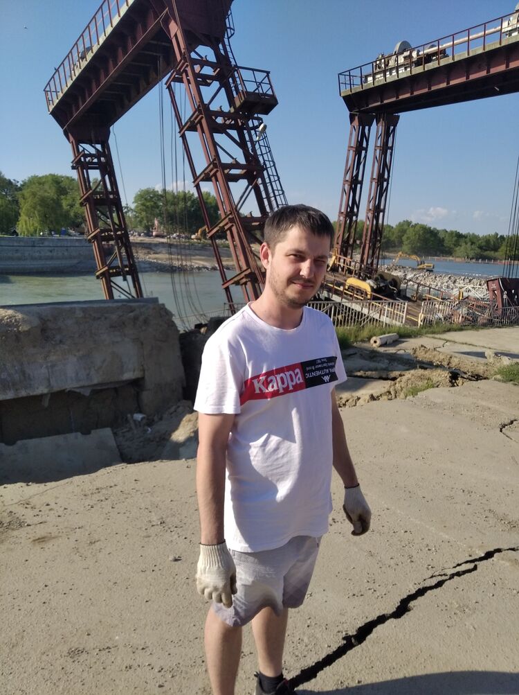  35821658  Alexey, 33 ,    