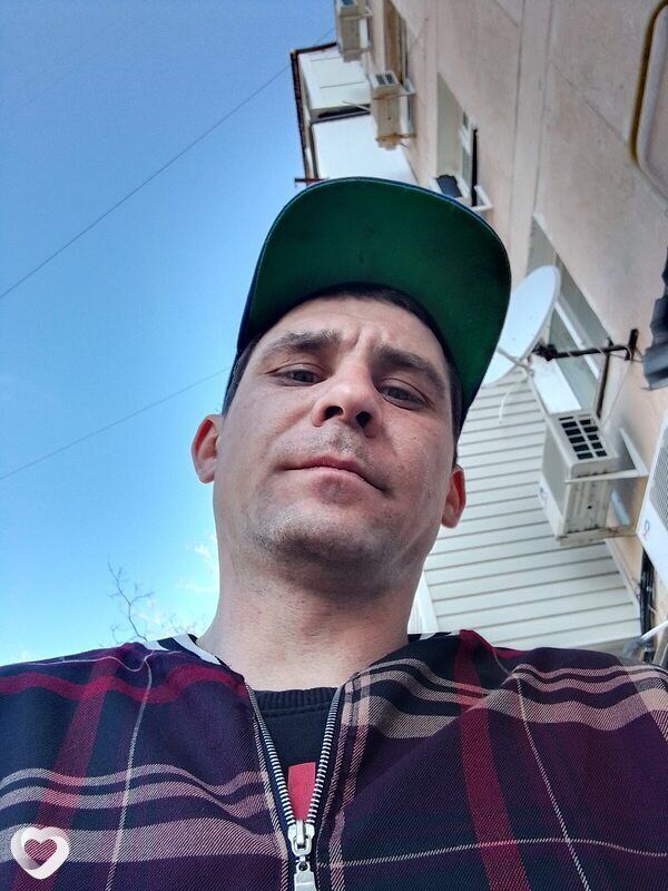 ,   Mishka, 35 ,   ,   