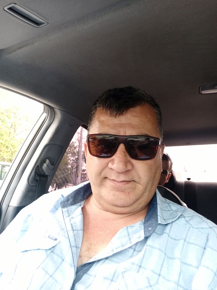  30466238  Khushbakht, 52 ,    