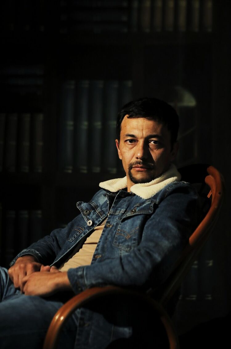 ,   Mustafo, 40 ,   ,   , c 