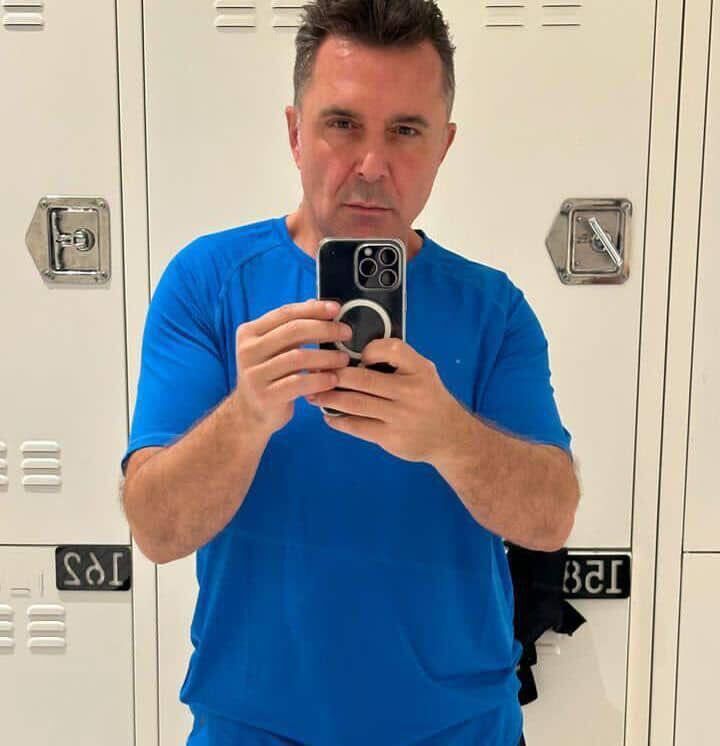  ,   Jame Wiliam, 52 ,   ,   , c 