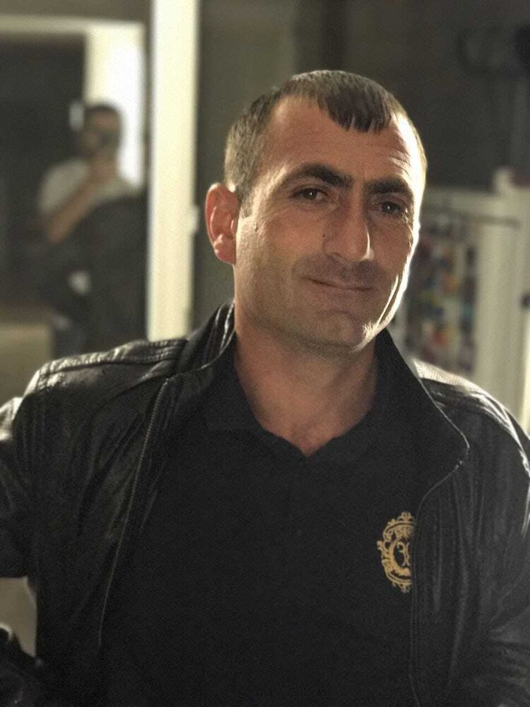  52857628  , 42 ,    