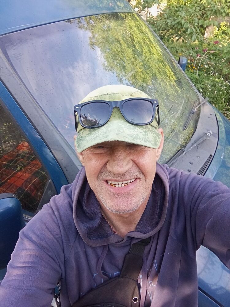  43885908  , 56 ,    