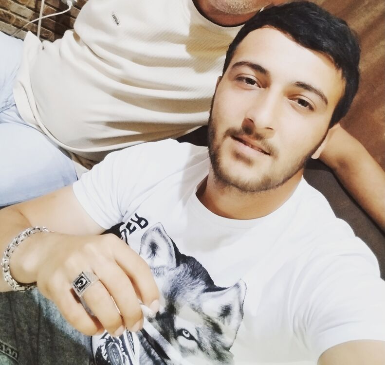  46223278  Nihat, 31 ,    